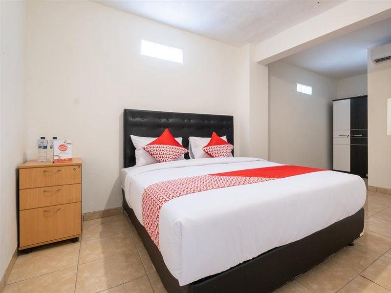 Oyo 2173 Bnv House Babarsari Hotel Maguwo Buitenkant foto